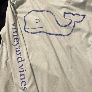 Long Sleeve Vineyard Vine pocket tee